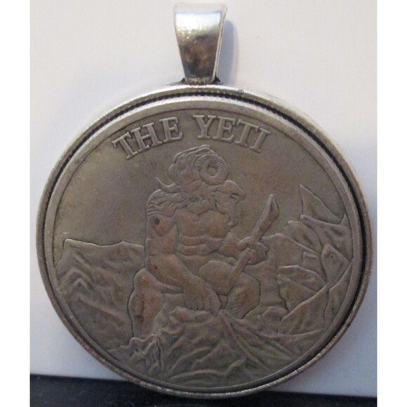 Yeti Coin/Pendant - Picture 7 of 7